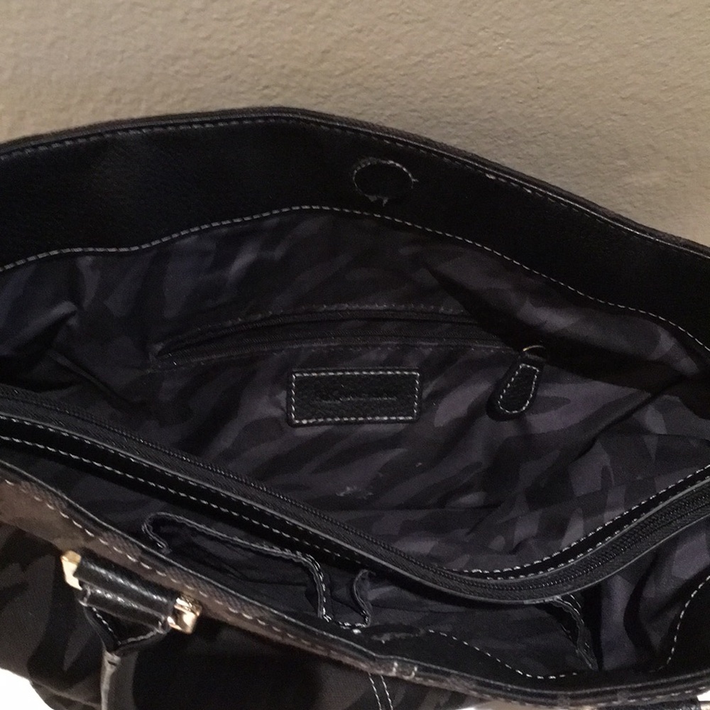 Handbag - Picture 4 of 4